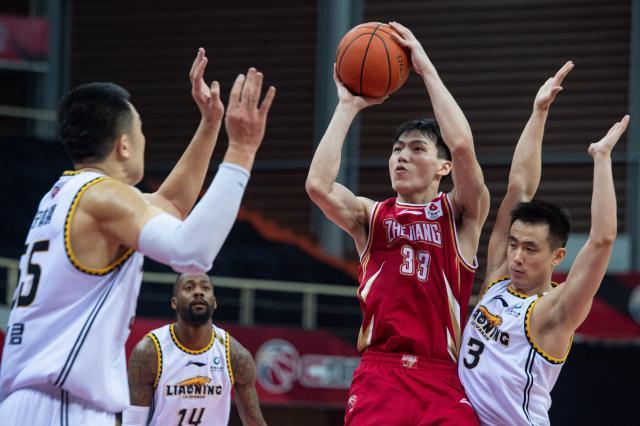 博鱼体育app下载-吴前两战三分17中2 浙江陷入低谷首遭两连败