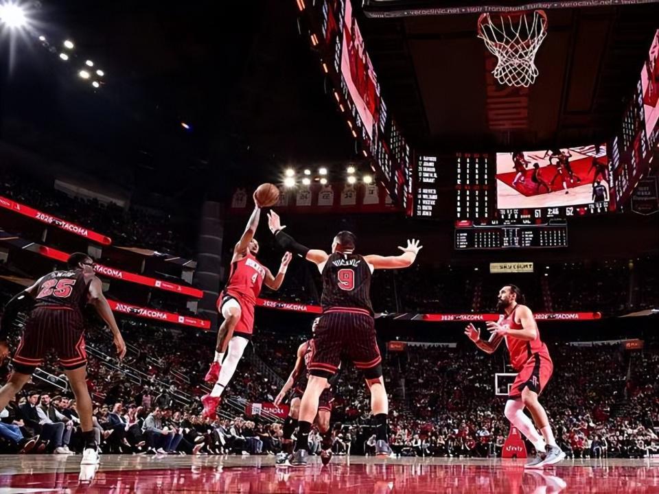 博鱼体育官方网站-成功填补了火箭一号位的短板，但后场新星接下来还能继续出场吗？