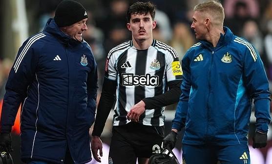 博鱼体育官方网站-邮报：纽卡后卫利夫拉门托腿筋受伤，将缺席六到八周