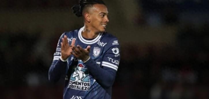 委内瑞拉中锋成武汉三镇新援热门，曾为本菲卡出战，效率堪比金靴