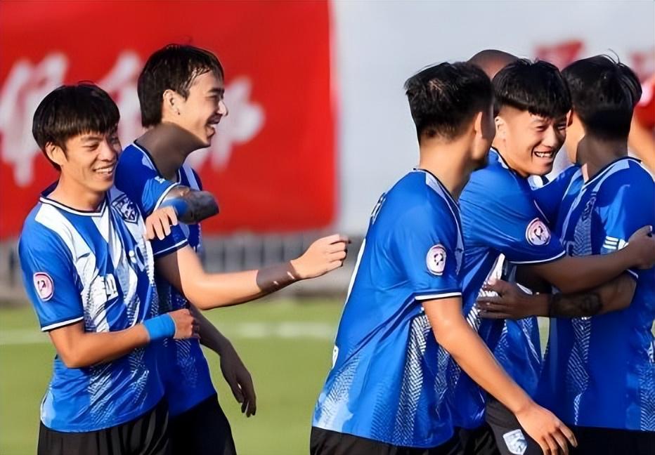 委内瑞拉中锋成武汉三镇新援热门，曾为本菲卡出战，效率堪比金靴