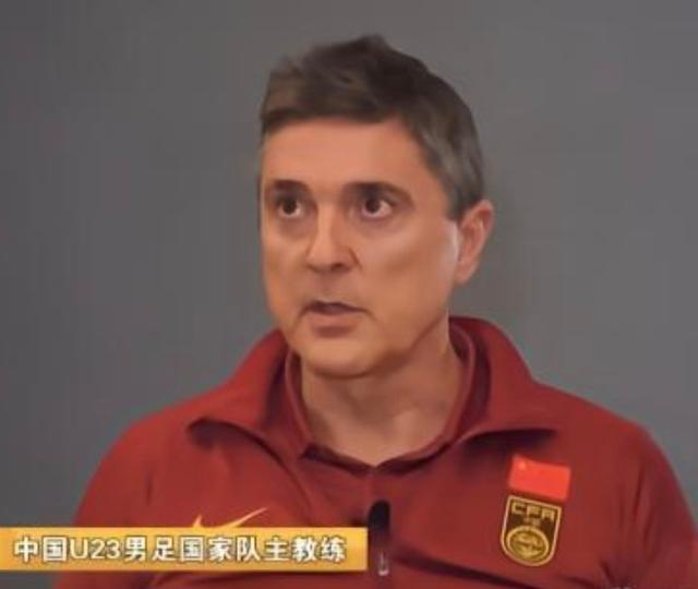 博鱼体育官方入口-中国足球必须感谢他：拜合拉木透露安东尼奥3细节令人动容！|中超|U23亚洲杯|山东泰山|足协|前锋_新浪体育_新浪新闻