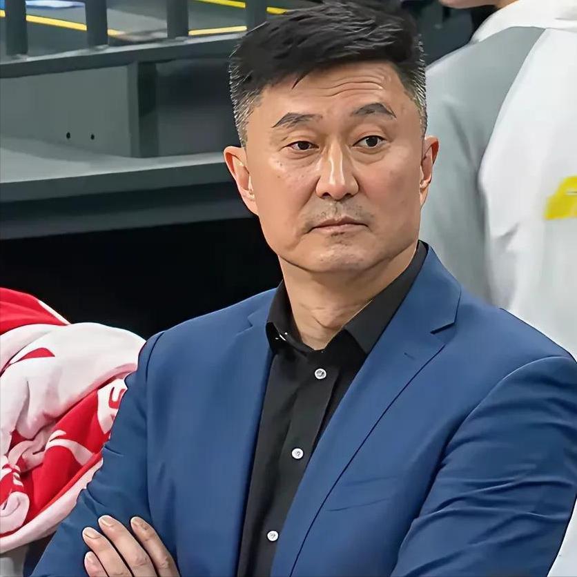 博鱼体育官方网站-杜锋不再隐瞒！赛后回应广东男篮输球原因，原来伤病只是冰山一角
