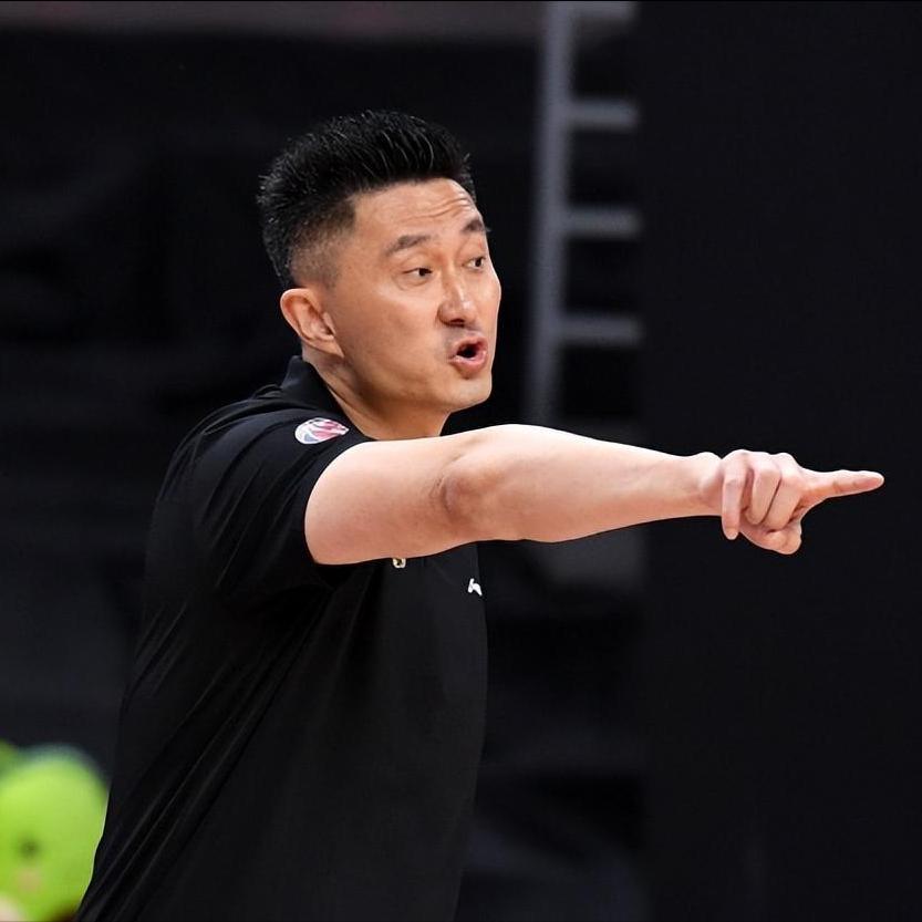 博鱼体育官方网站-杜锋不再隐瞒！赛后回应广东男篮输球原因，原来伤病只是冰山一角